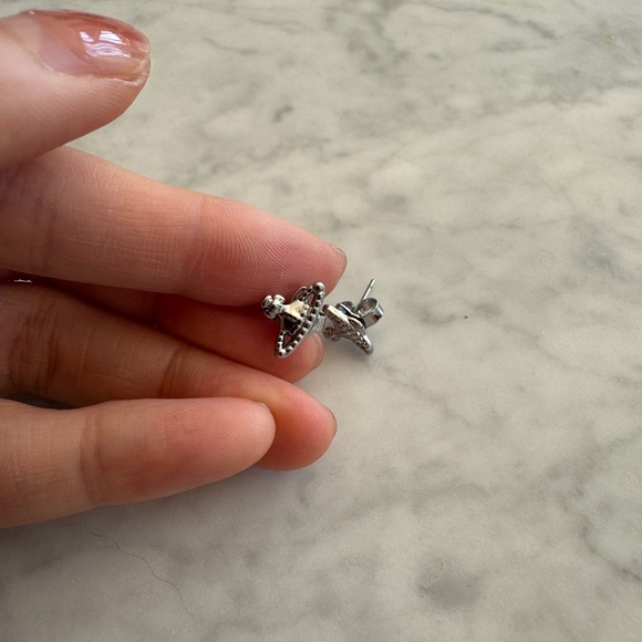 Signature VW Silver Stud Earrings - Picture 2 of 4